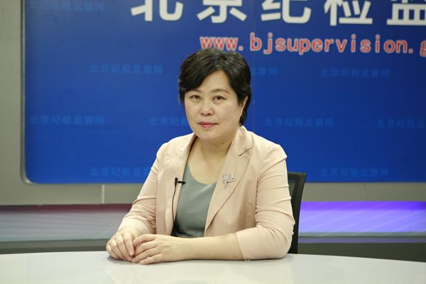 市纪委副书记杨逸铮做客网站在线访谈